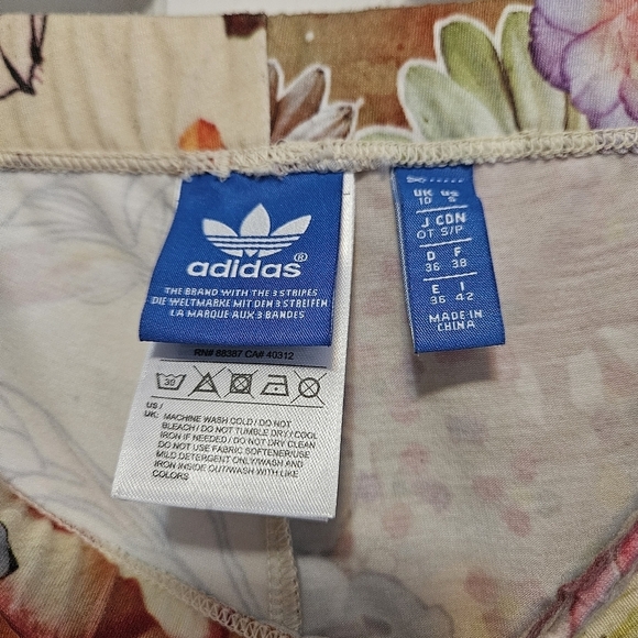 Adidas x Farm Rio Floral Confetti 3 Stripe Legging - Picture 8 of 9